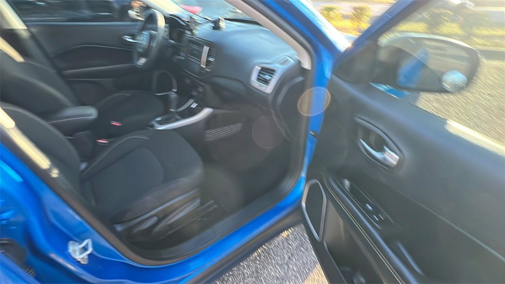 Used 2021 Jeep Compass Sport image 16