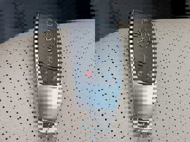 Certified 2022 Mercedes-Benz GLC 300 image 29