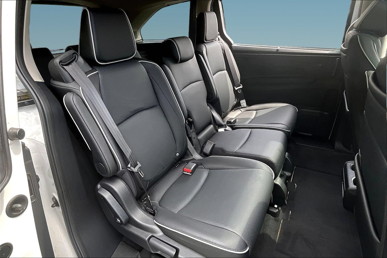 Used 2026 Honda Odyssey Elite image 25