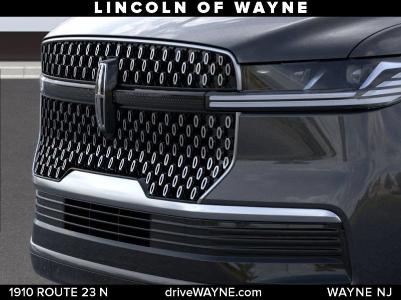 Used 2026 Lincoln Navigator Reserve AWD/4WD image 18