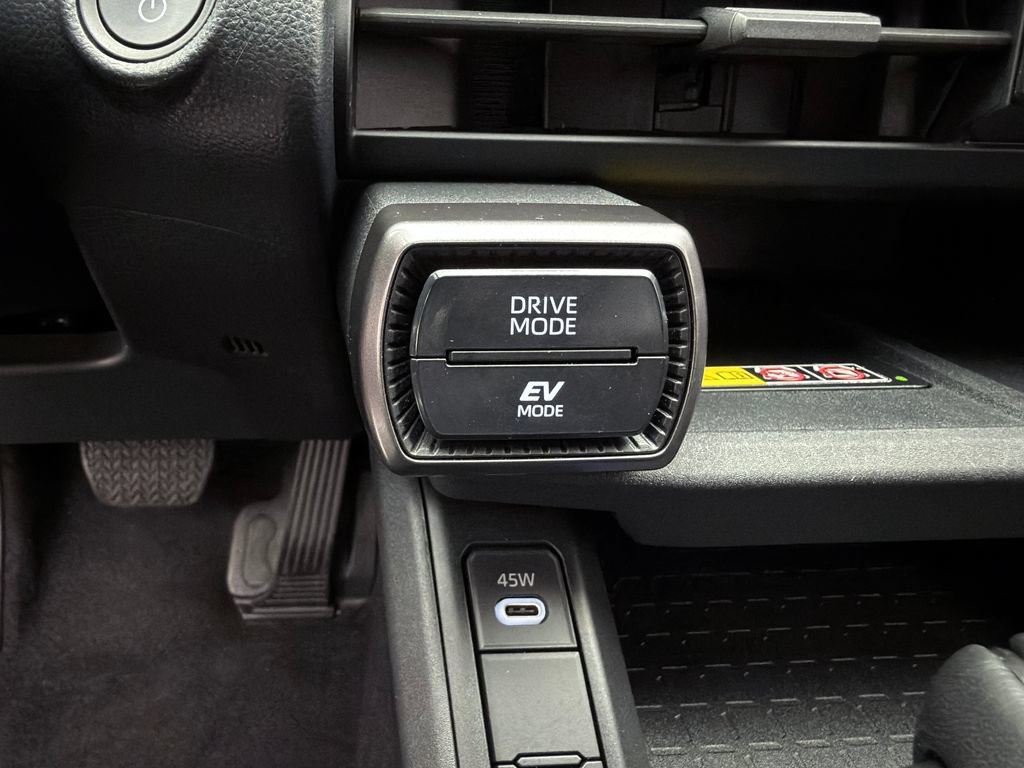 Used 2026 Toyota RAV4 XLE Premium AWD/4WD image 29