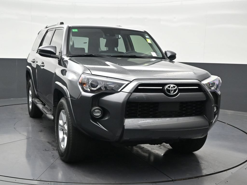 Used 2022 Toyota 4Runner SR5 RWD image 8