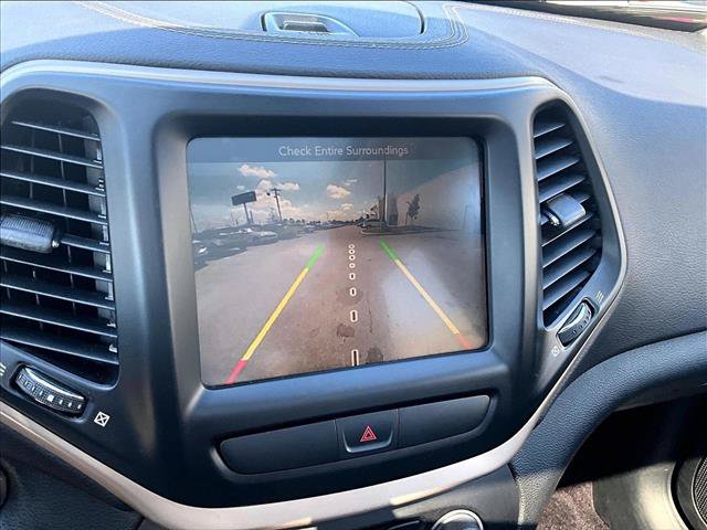 Used 2017 Jeep Cherokee High Altitude AWD/4WD image 21