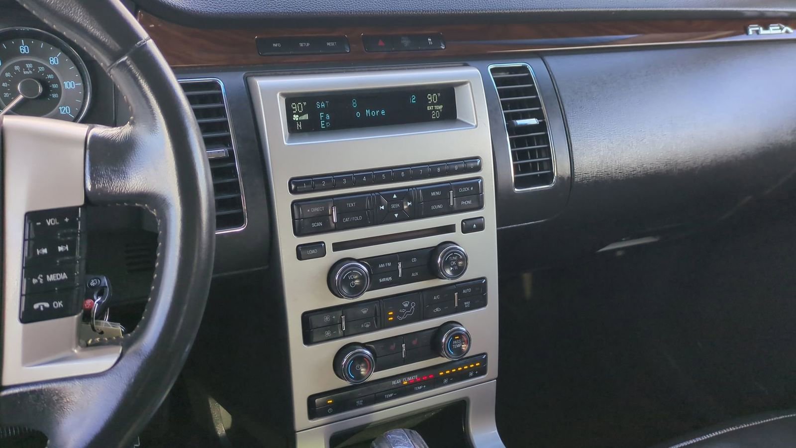 Used 2010 Ford Flex SEL image 29