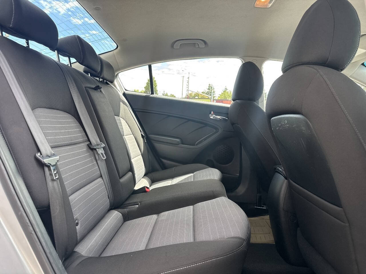 Used 2016 Kia Forte EX FWD image 18