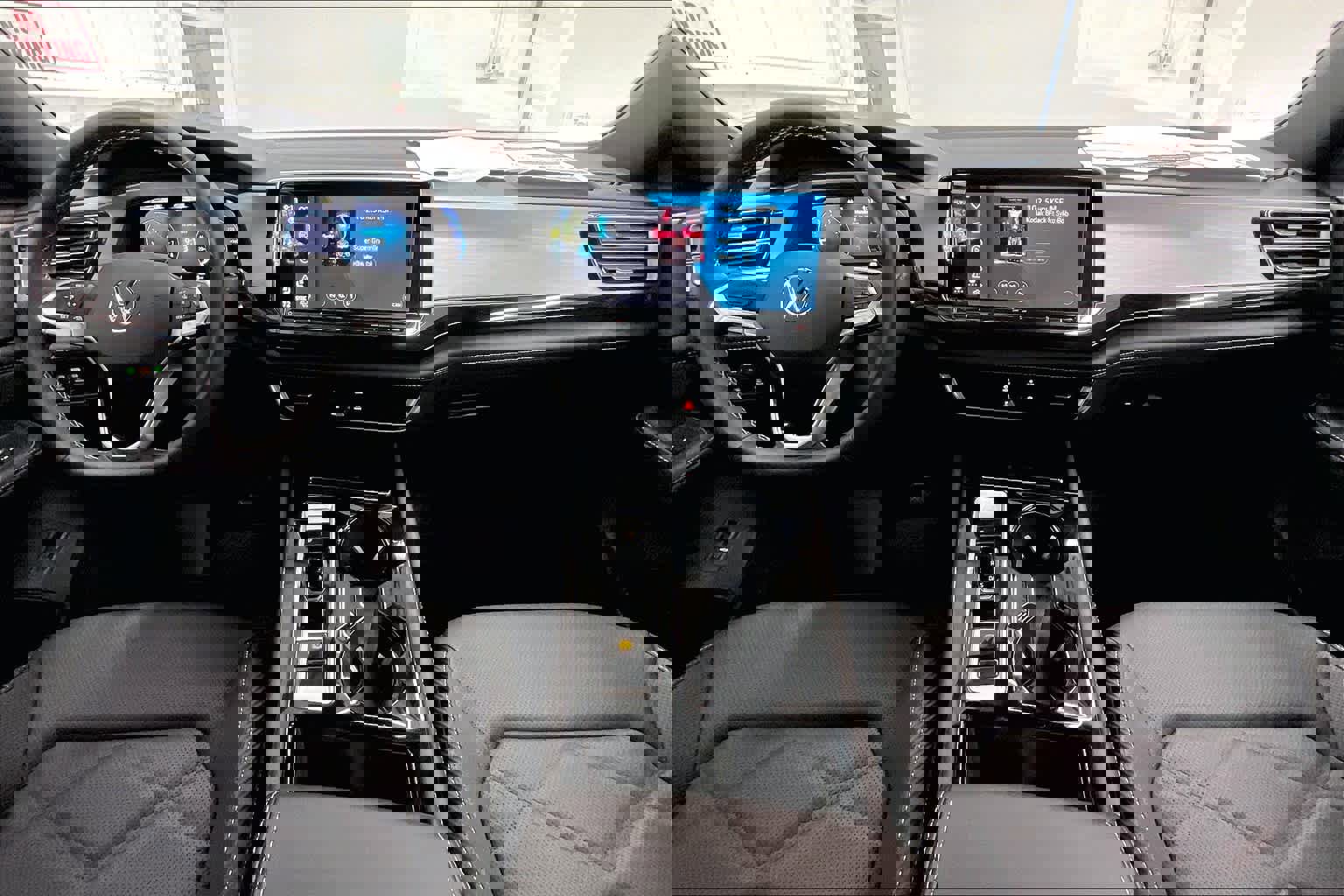 New 2025 Volkswagen Atlas Cross Sport SE image 7