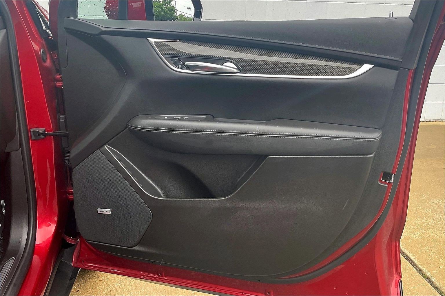 Used 2022 Cadillac XT5 Sportv w/ LPO, ONYX Package AWD/4WD image 29