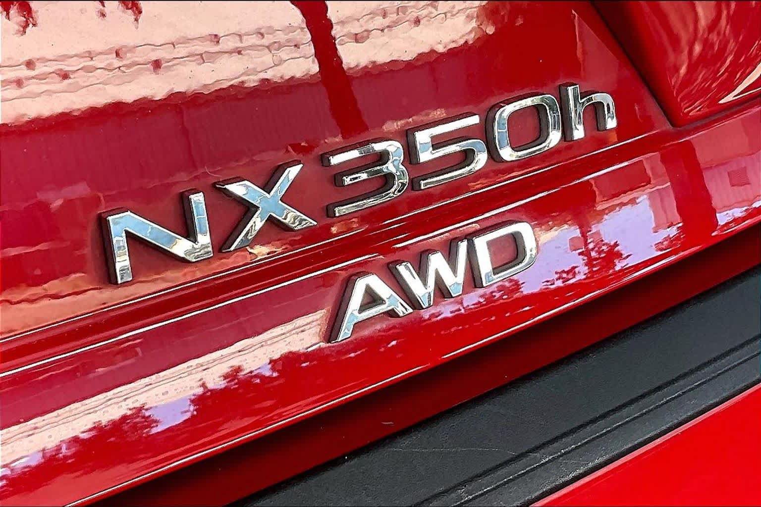 Used 2023 Lexus NX 350h AWD image 10