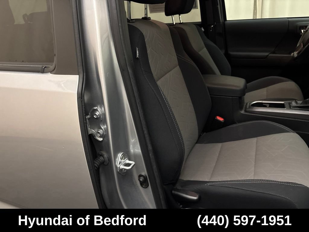 Used 2023 Toyota Tacoma TRD Sport AWD/4WD image 25