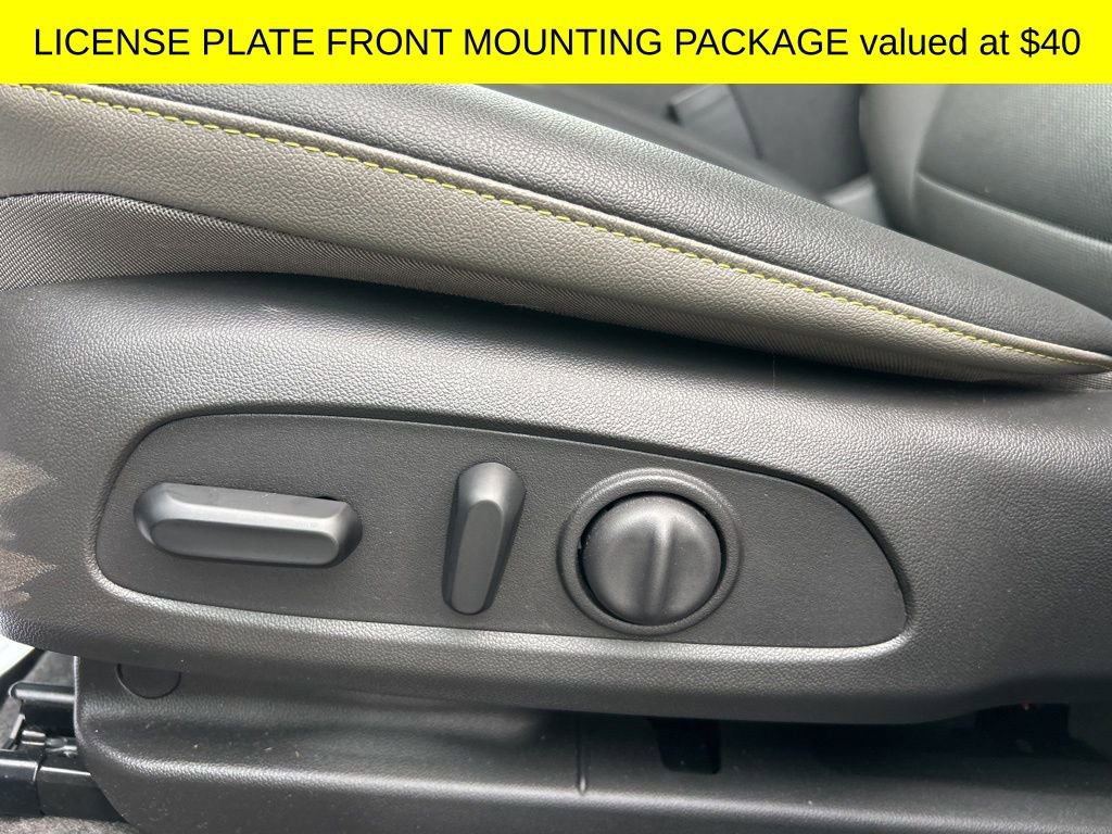 Used 2025 Chevrolet Trax ACTIV w/ Driver Confidence Package image 4