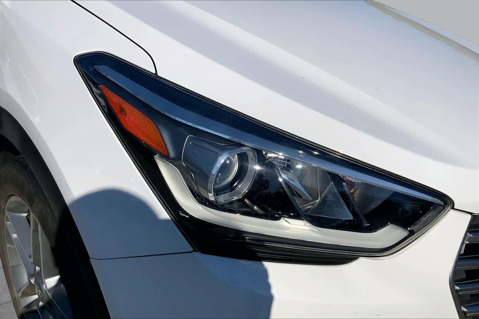 Used 2018 Hyundai Santa Fe Limited AWD/4WD image 28