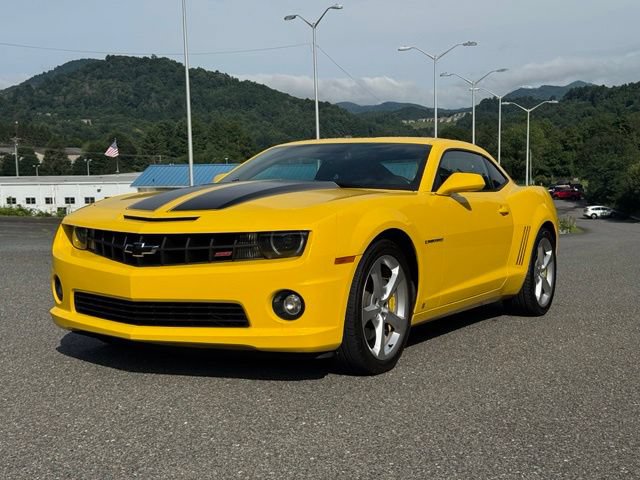 Used 2010 Chevrolet Camaro SS w/ RS Package RWD image 3