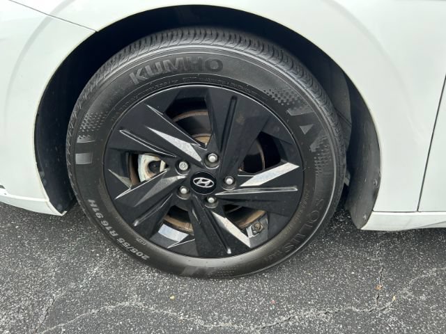 Used 2021 Hyundai Elantra SEL w/ Cargo Package FWD image 34