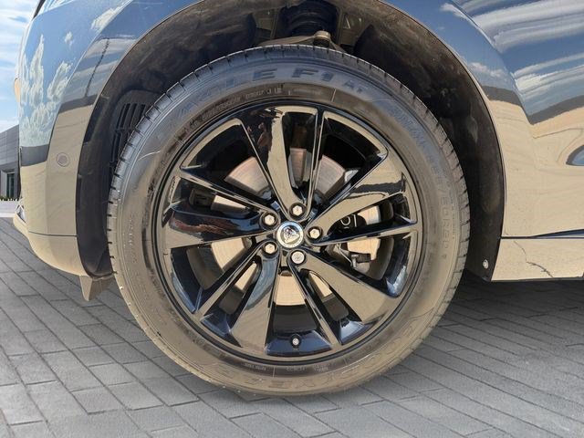 Used 2026 Jaguar F-PACE R-Dynamic S AWD/4WD image 9