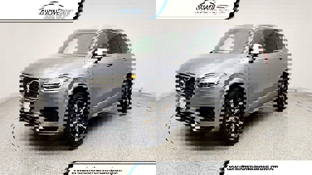 Used 2017 Volvo XC90 T8 R-Design w/ Vision Package image 1