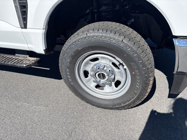 New 2026 Ford F350 XL w/ XL Chrome Package AWD/4WD image 9