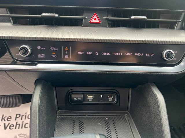 Used 2024 Kia Sportage SX FWD image 30