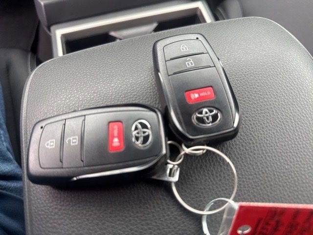 New 2026 Toyota Tacoma TRD Off-Road AWD/4WD image 25