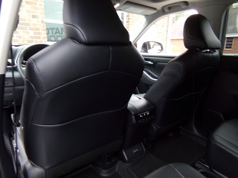 Used 2022 Toyota Highlander XLE image 21