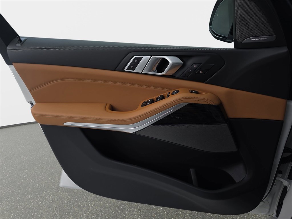 New 2026 BMW X5 M60i image 26