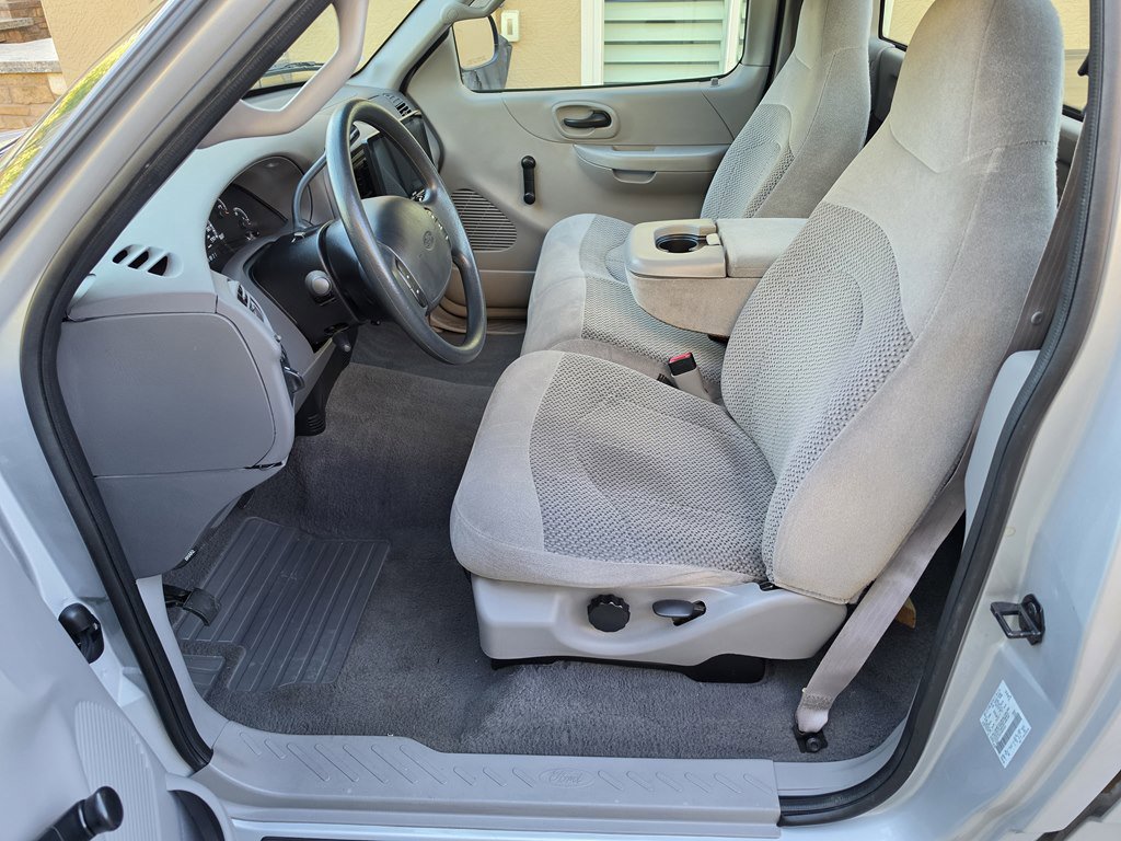 Used 2000 Ford F150 XL RWD image 30