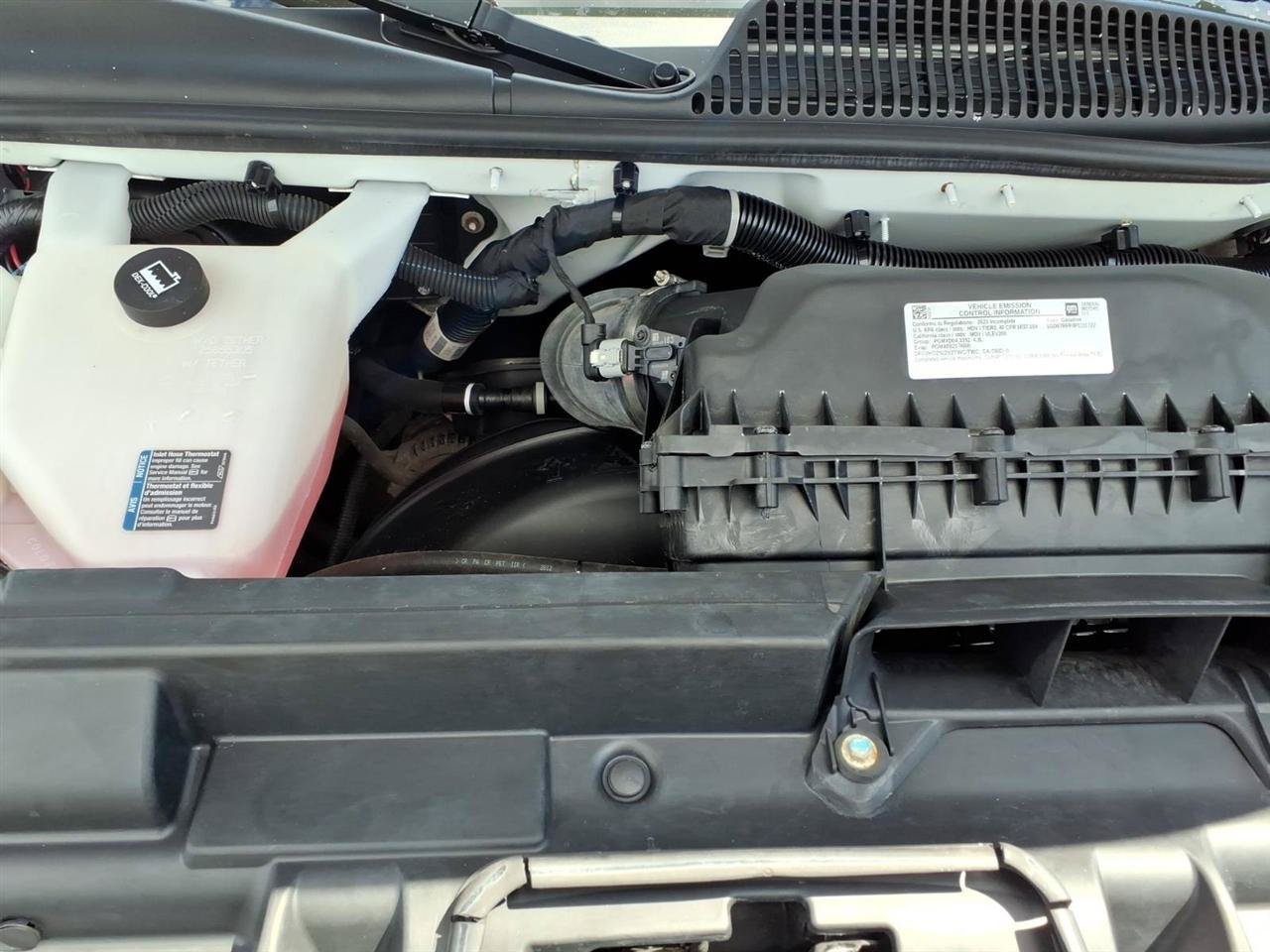 Used 2023 GMC Savana 3500 w/ Power Convenience Package RWD image 9