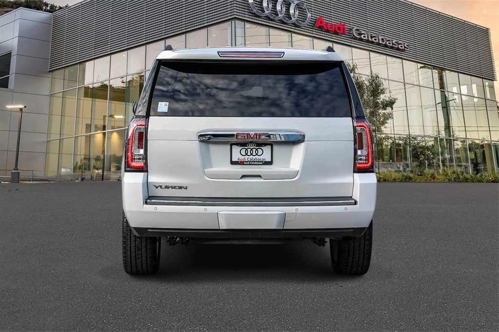 Used 2020 GMC Yukon Denali w/ Open Road Package image 3