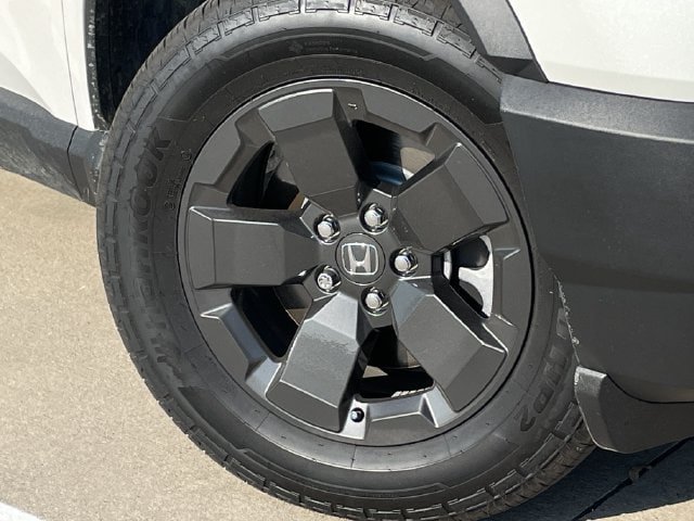 Certified 2026 Honda Passport RTL image 8
