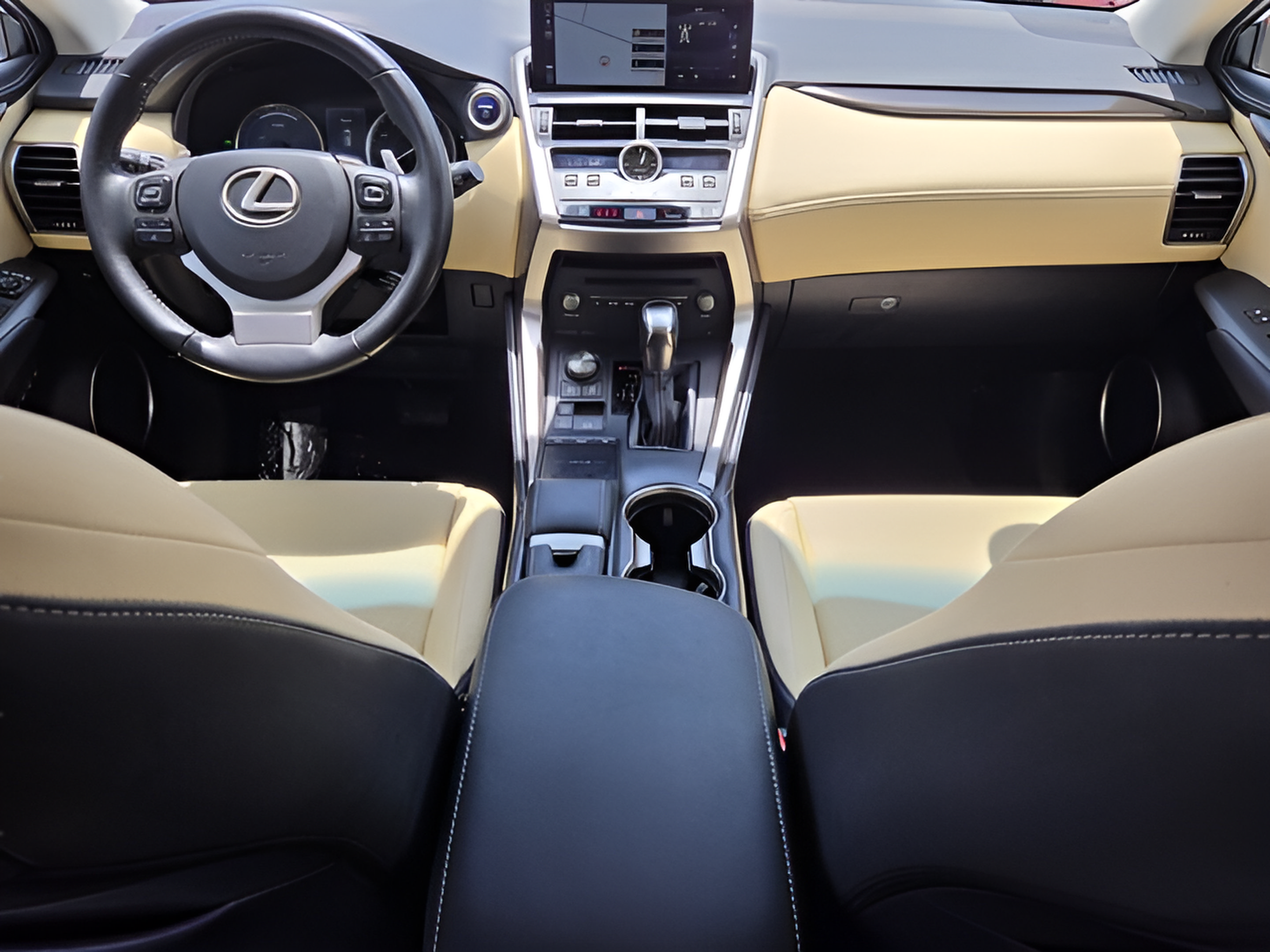 Used 2018 Lexus NX 300h AWD w/ Premium Package image 12