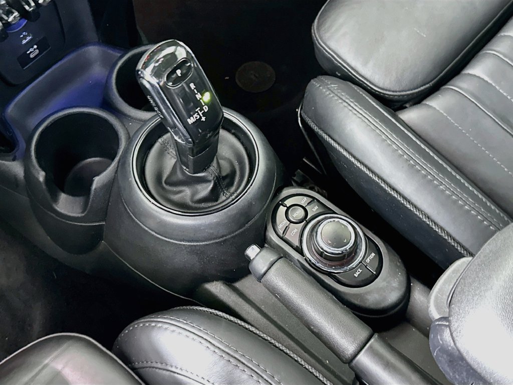 Used 2022 MINI Cooper S FWD image 17