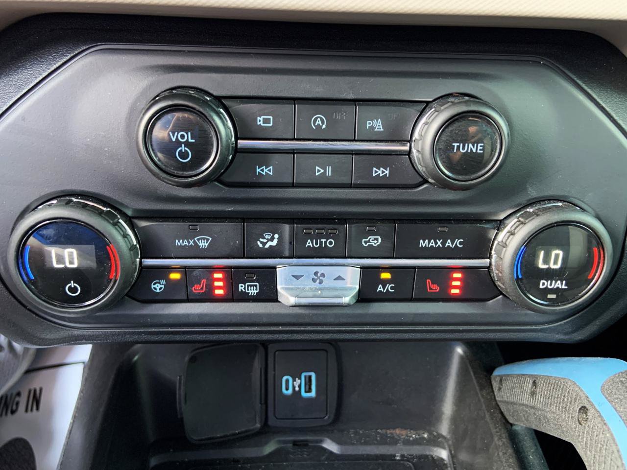 Used 2023 Ford Bronco Wildtrak AWD/4WD image 15