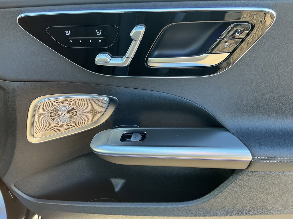 New 2026 Mercedes-Benz C 300 4MATIC Sedan image 24