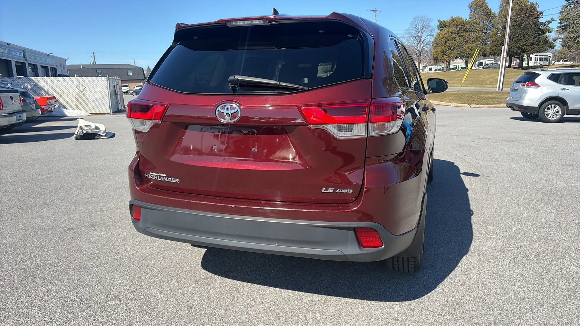 Used 2017 Toyota Highlander Plus image 7