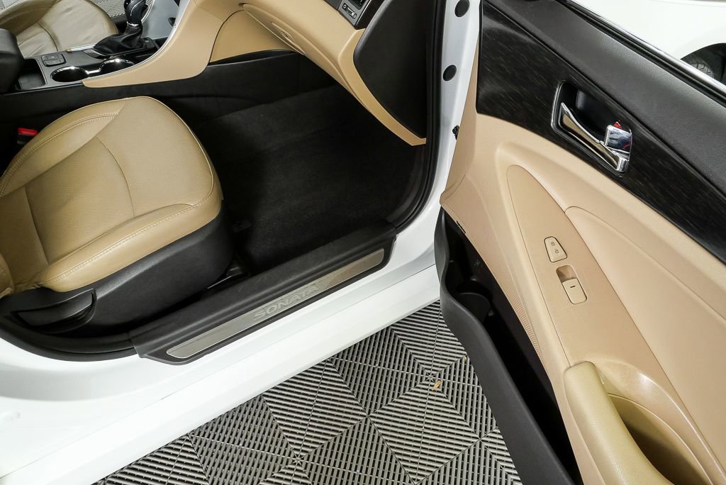 Used 2014 Hyundai Sonata Limited w/ Technology Package 06 image 28