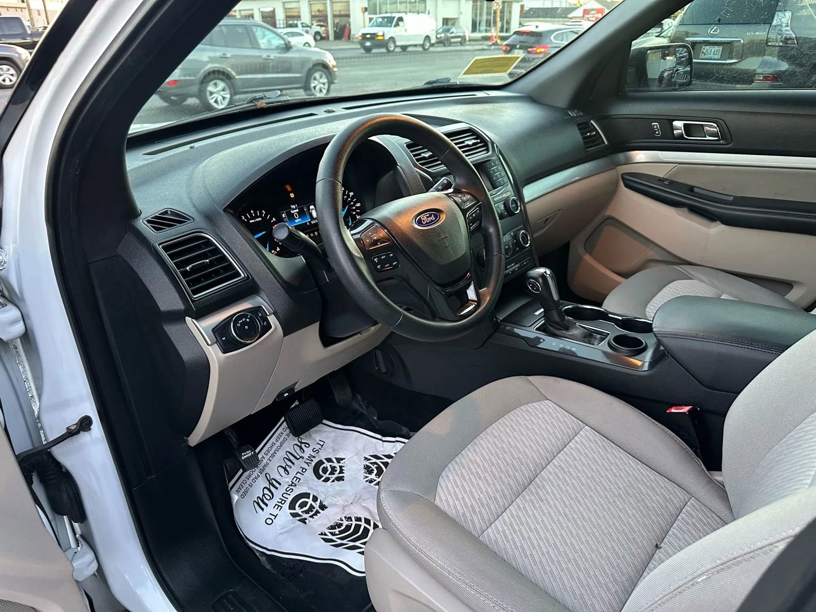 Used 2019 Ford Explorer FWD image 15