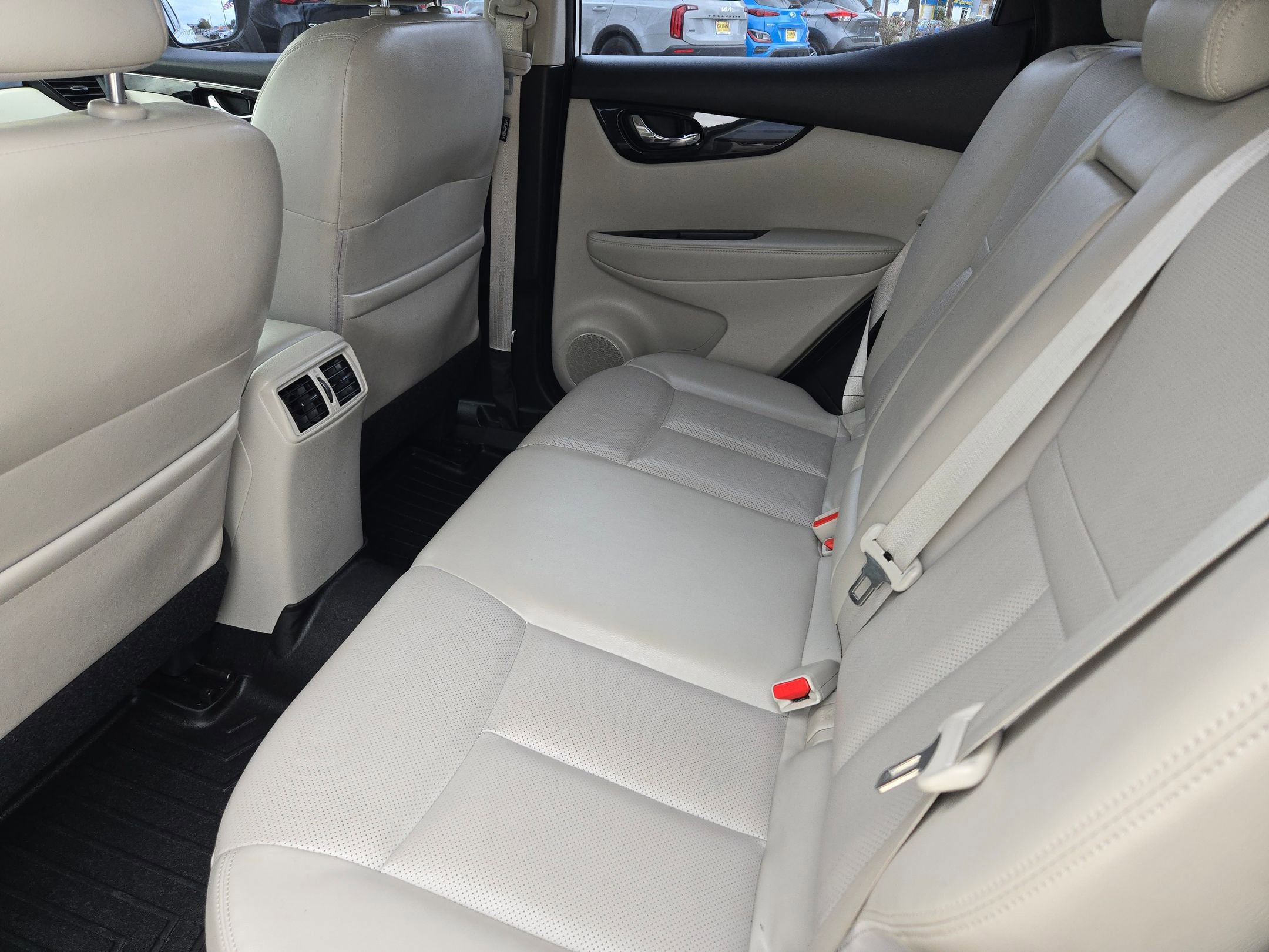 Used 2019 Nissan Rogue Sport SL image 13