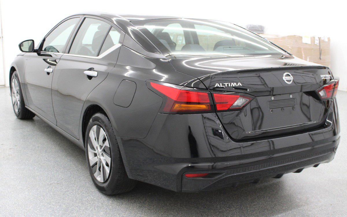 Used 2022 Nissan Altima 2.5 S image 6