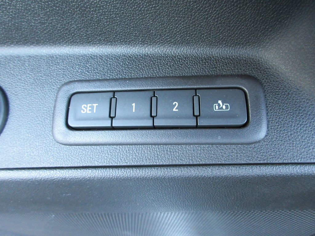 Certified 2019 Chevrolet Equinox Premier image 24