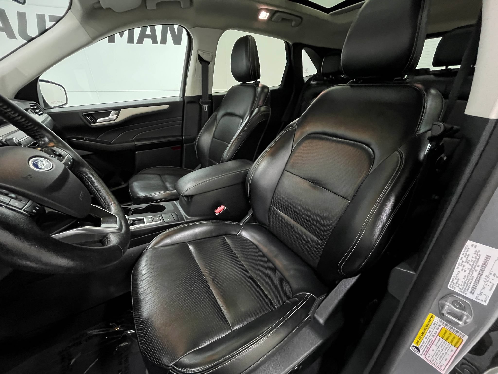 Used 2021 Ford Escape SEL AWD/4WD image 14