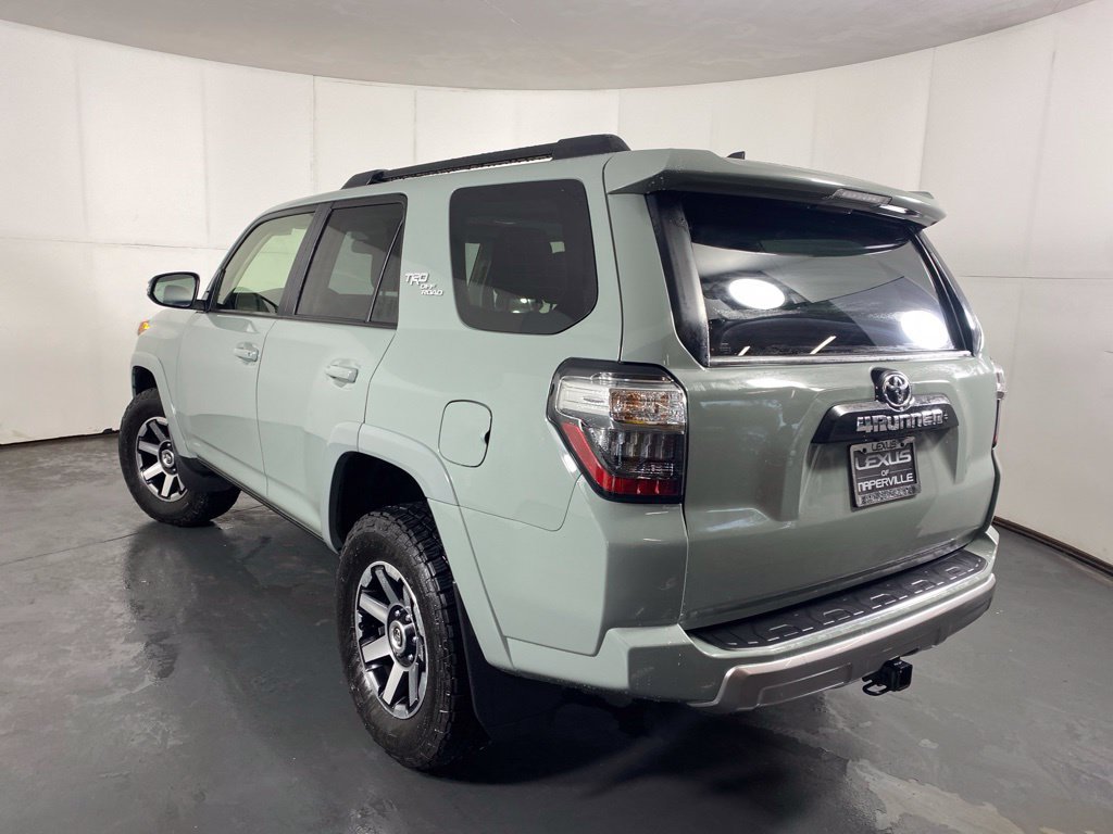 Used 2022 Toyota 4Runner TRD Off-Road Premium AWD/4WD image 9