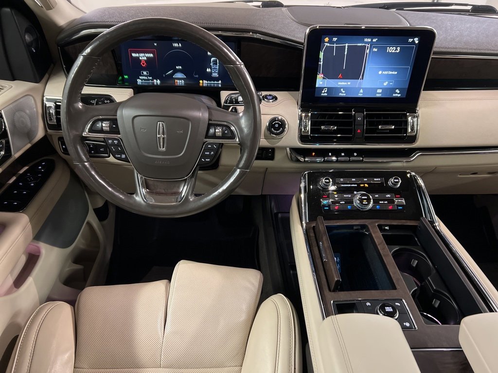 Used 2019 Lincoln Navigator L Reserve image 8
