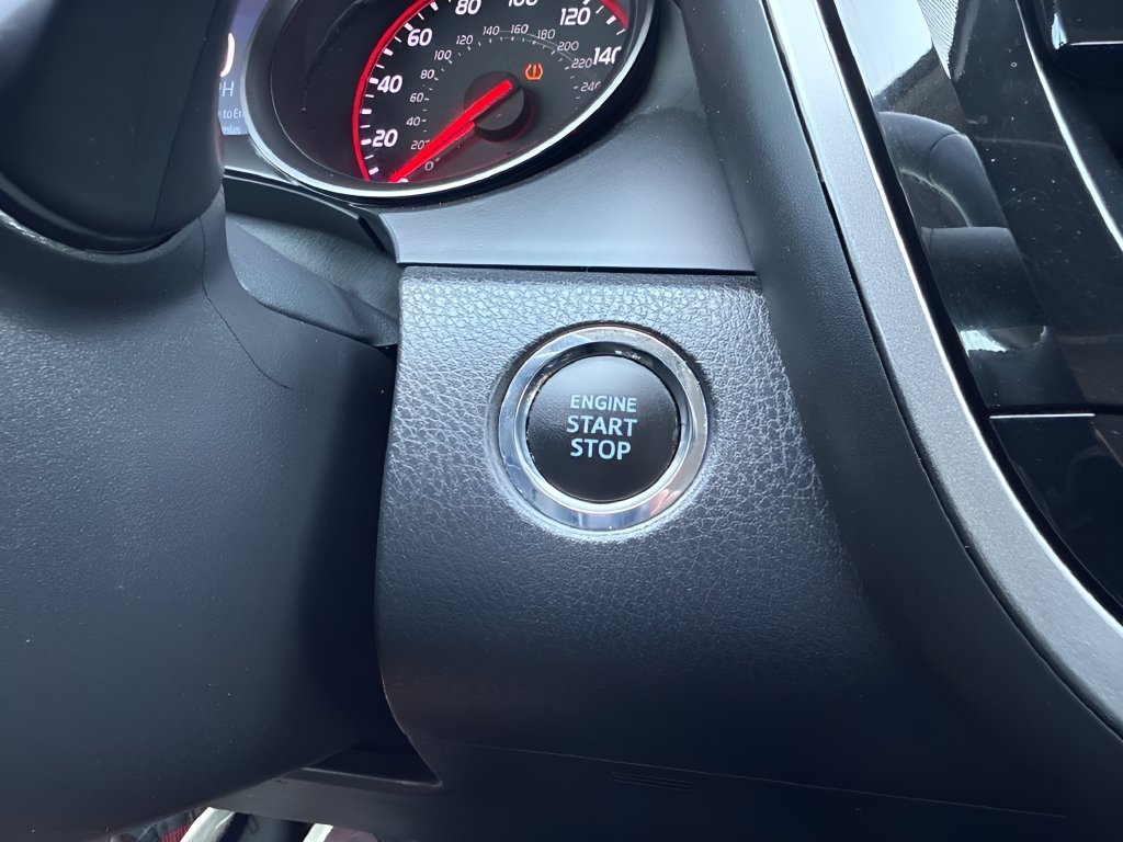 Used 2021 Toyota Camry XSE FWD image 18