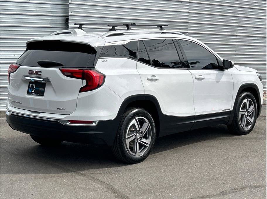 Used 2020 GMC Terrain SLT AWD/4WD image 3