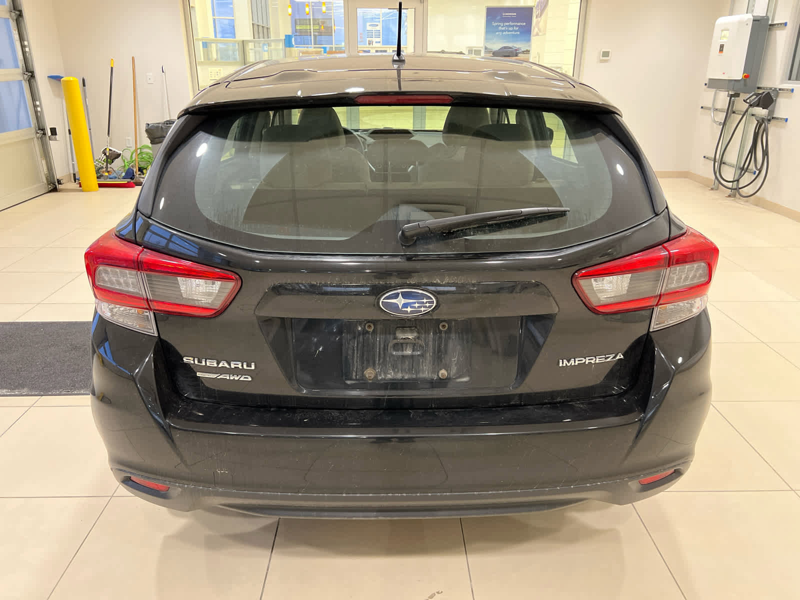 Used 2023 Subaru Impreza 2.0i AWD/4WD image 5