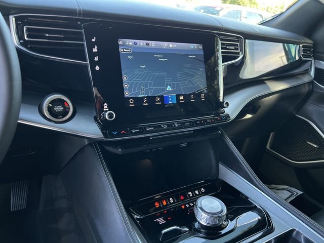 Used 2023 Jeep Wagoneer Series II image 13