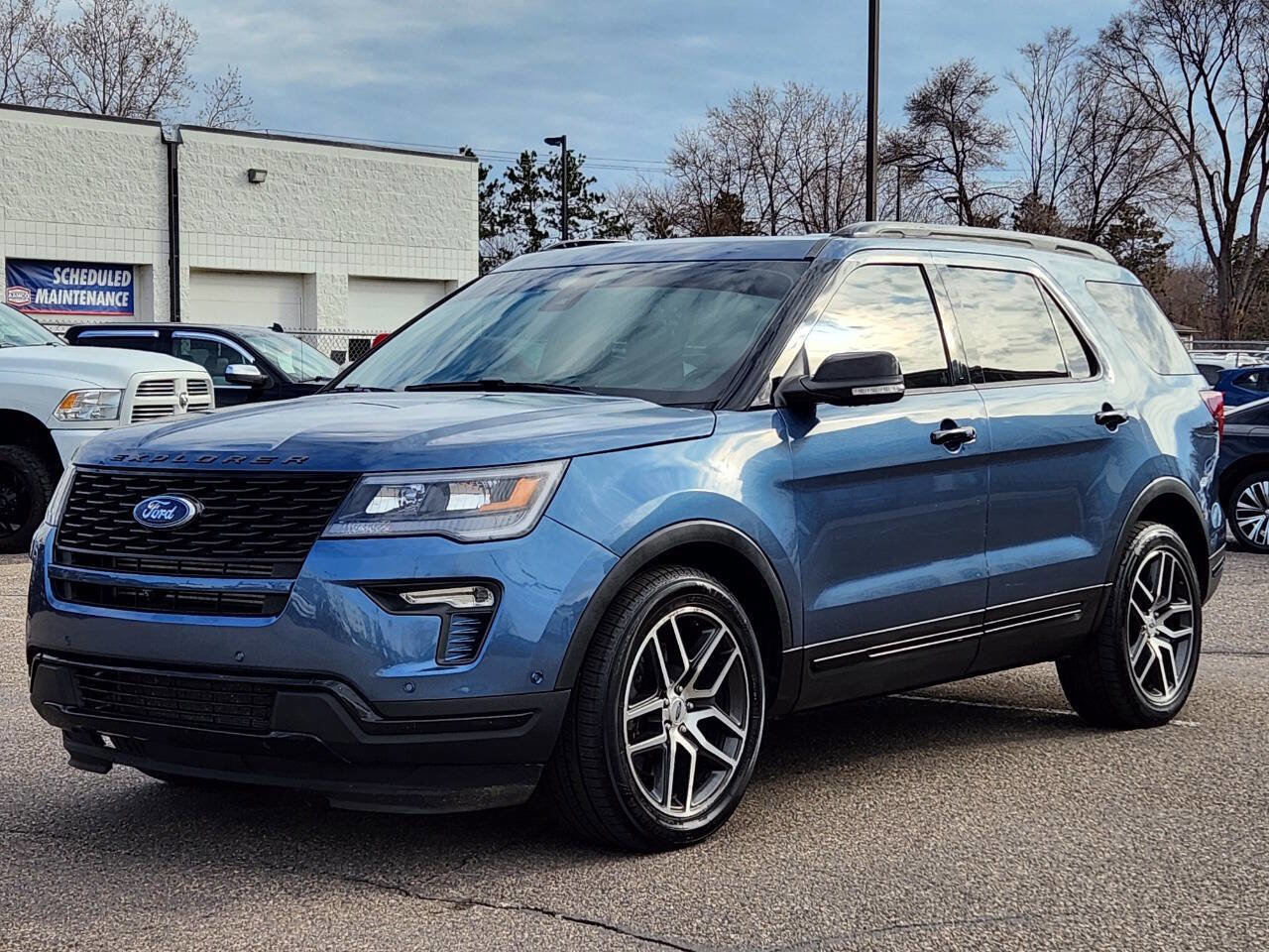 Used 2018 Ford Explorer Sport w/ Equipment Group 401A image 6