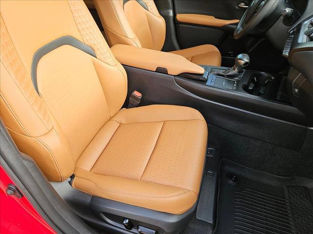 Used 2022 Lexus UX 200 image 21