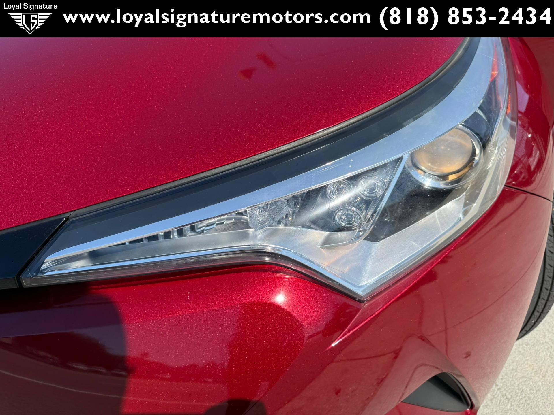 Used 2018 Toyota C-HR XLE FWD image 33