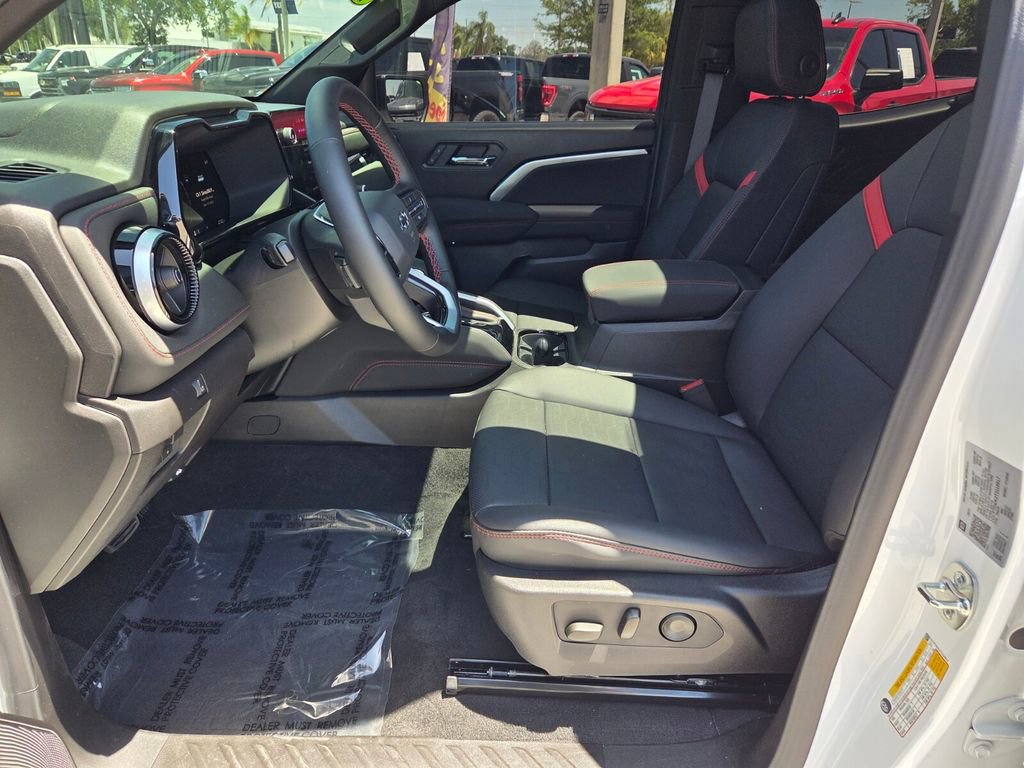 Certified 2026 Chevrolet Colorado Z71 w/ Technology Package AWD/4WD image 4