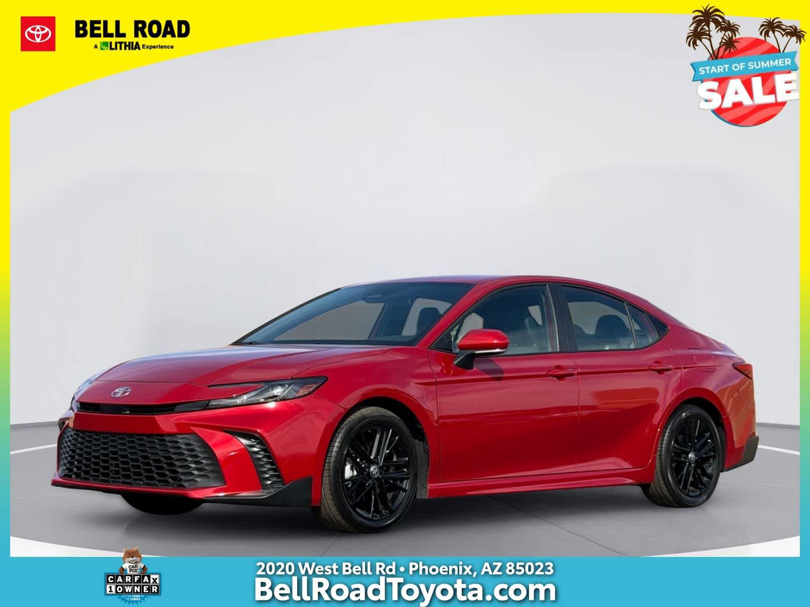 Used 2025 Toyota Camry SE FWD image 1